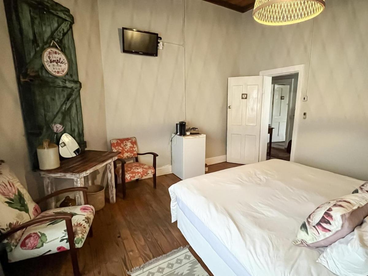 Luxury King Room