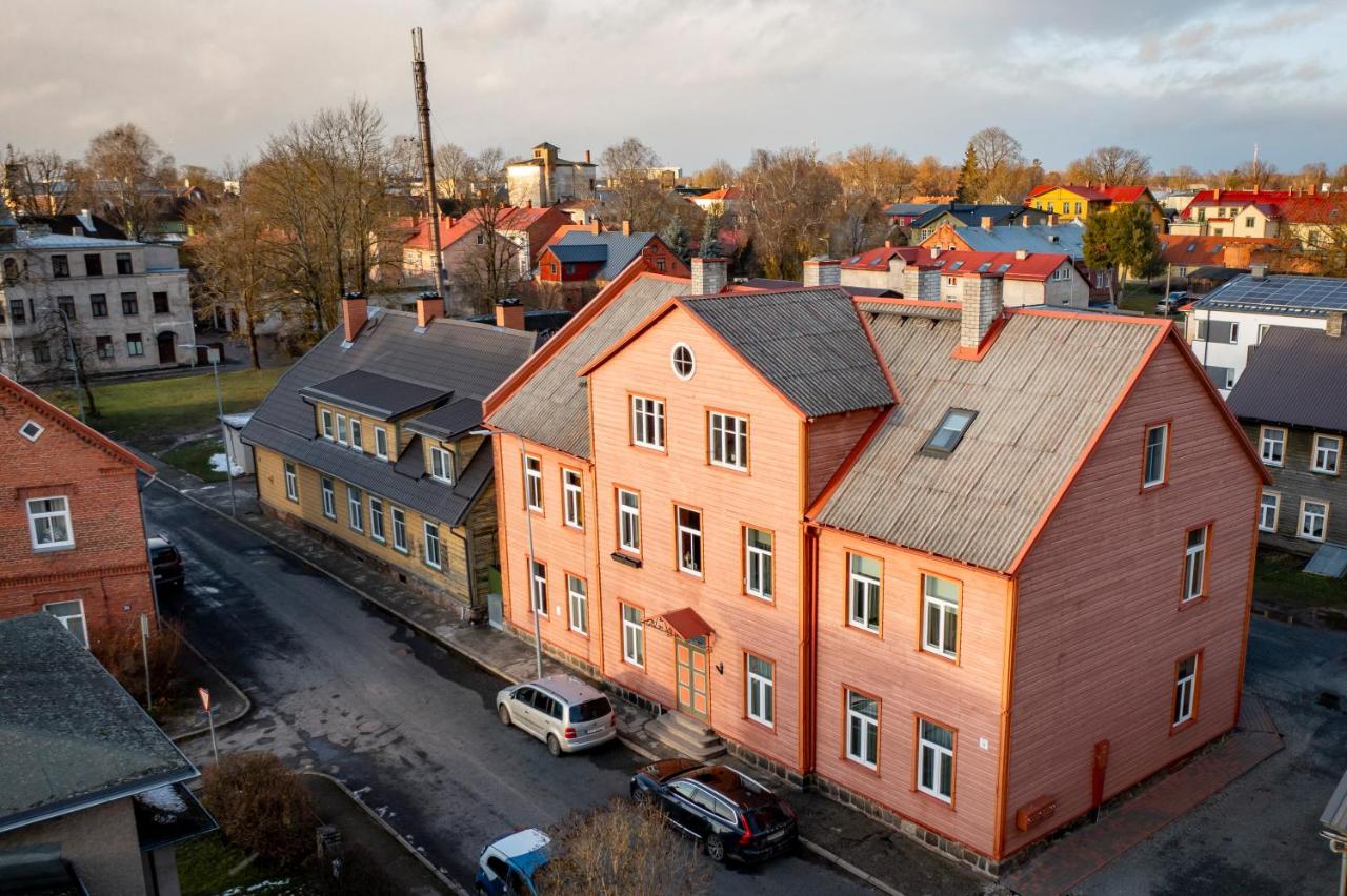 Studio apartment in Väike street - B&B