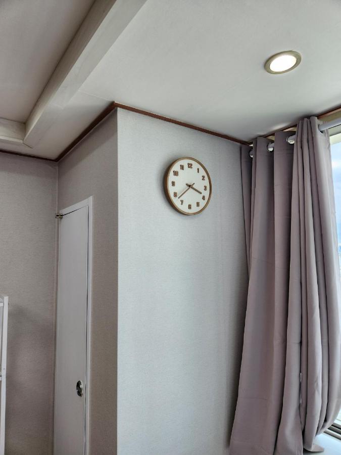 Sinsa Stay - B&B
