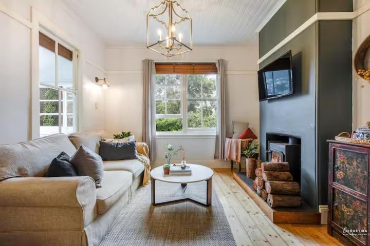 Highland Cottage- Modern Country Life at Leura - Chambres d'hôtes Leura