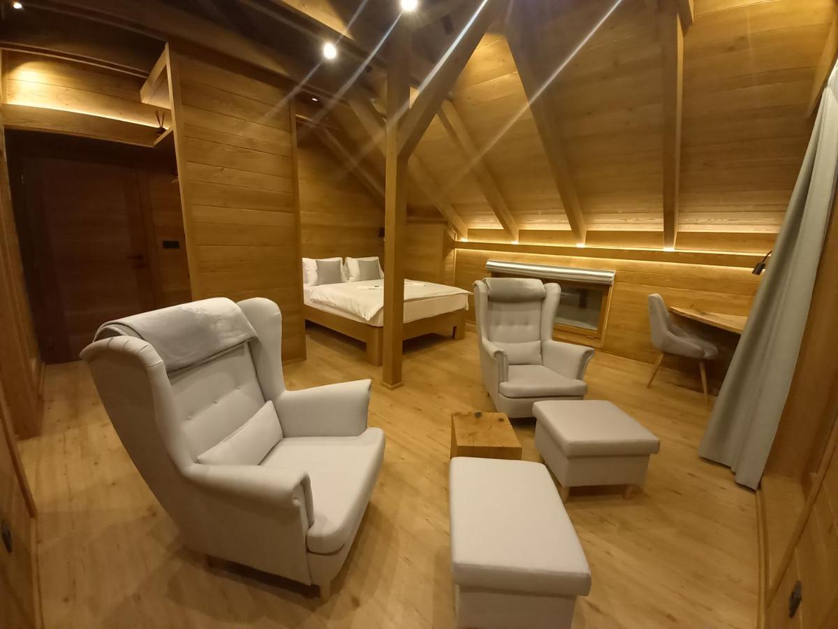 Deluxe Queen Room with Two Queen Beds