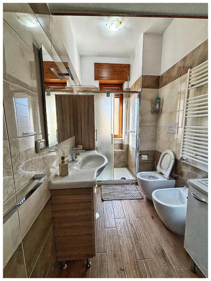 Camera Familiare con Bagno Privato