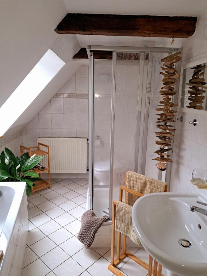 Dachstübchen mit 2 Zimmern - B&B Boizenburg/ Elbe
