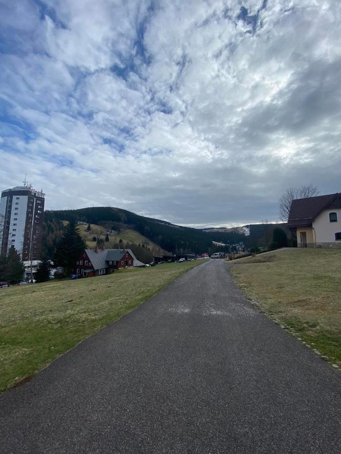 Apartment Okolo Pece - Chambres d’hôtes Pec pod Sněžkou