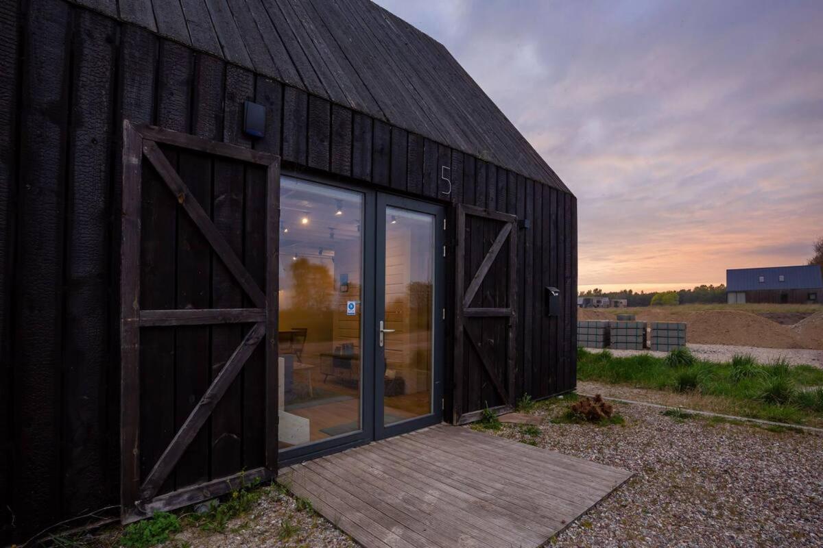 Modern Svencelė Cottage II-Friends and Family - B&B Svencelė