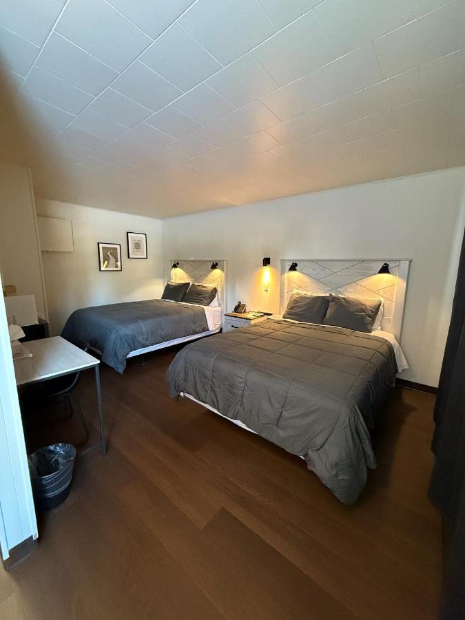 Chambre avec 2 Grands Lits Queen-Size