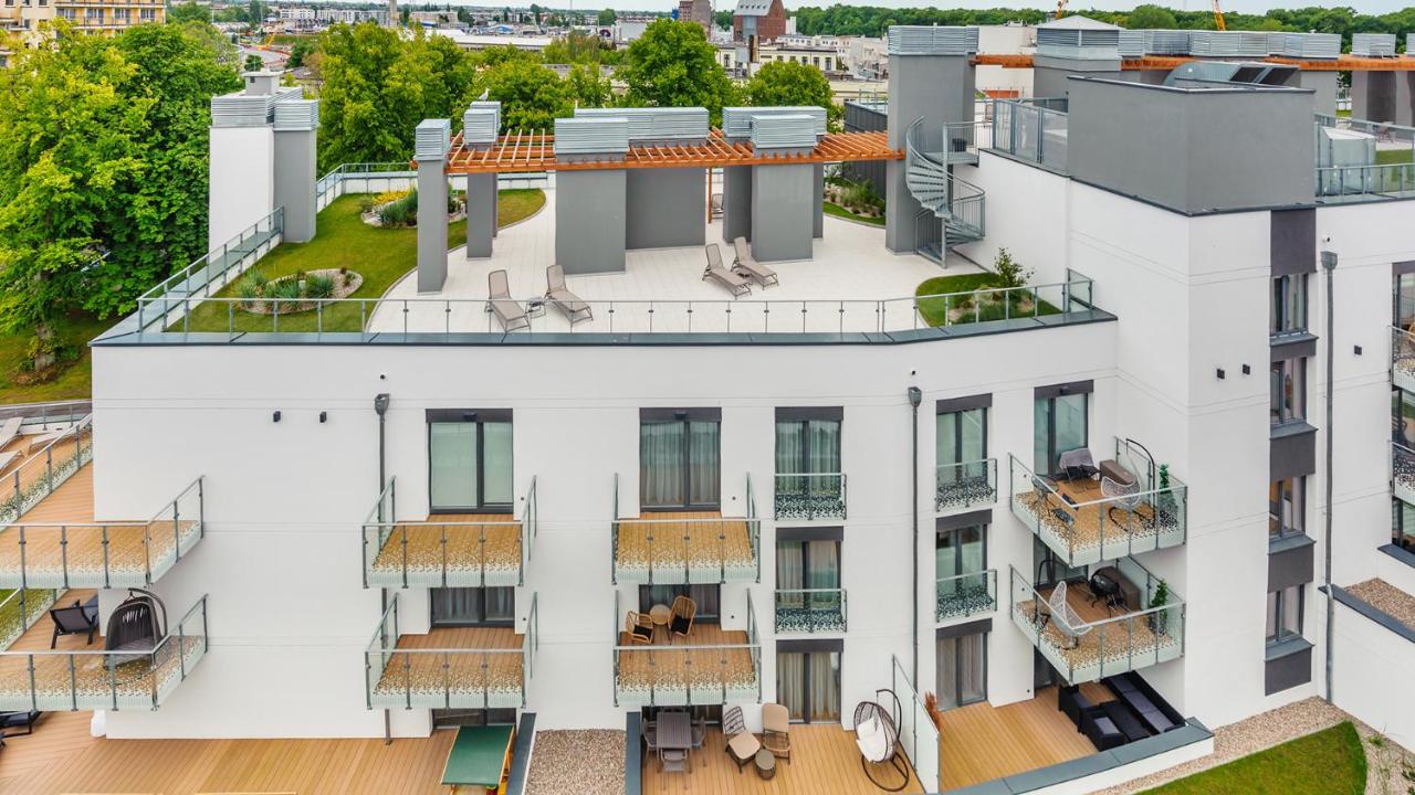 Apartamenty Hawana C310, C211 - Garaż Basen Fitnes Bawialnia w CENIE- Nadmorskie Tarasy - Holiday City - Chambres d'hôtes Kołobrzeg
