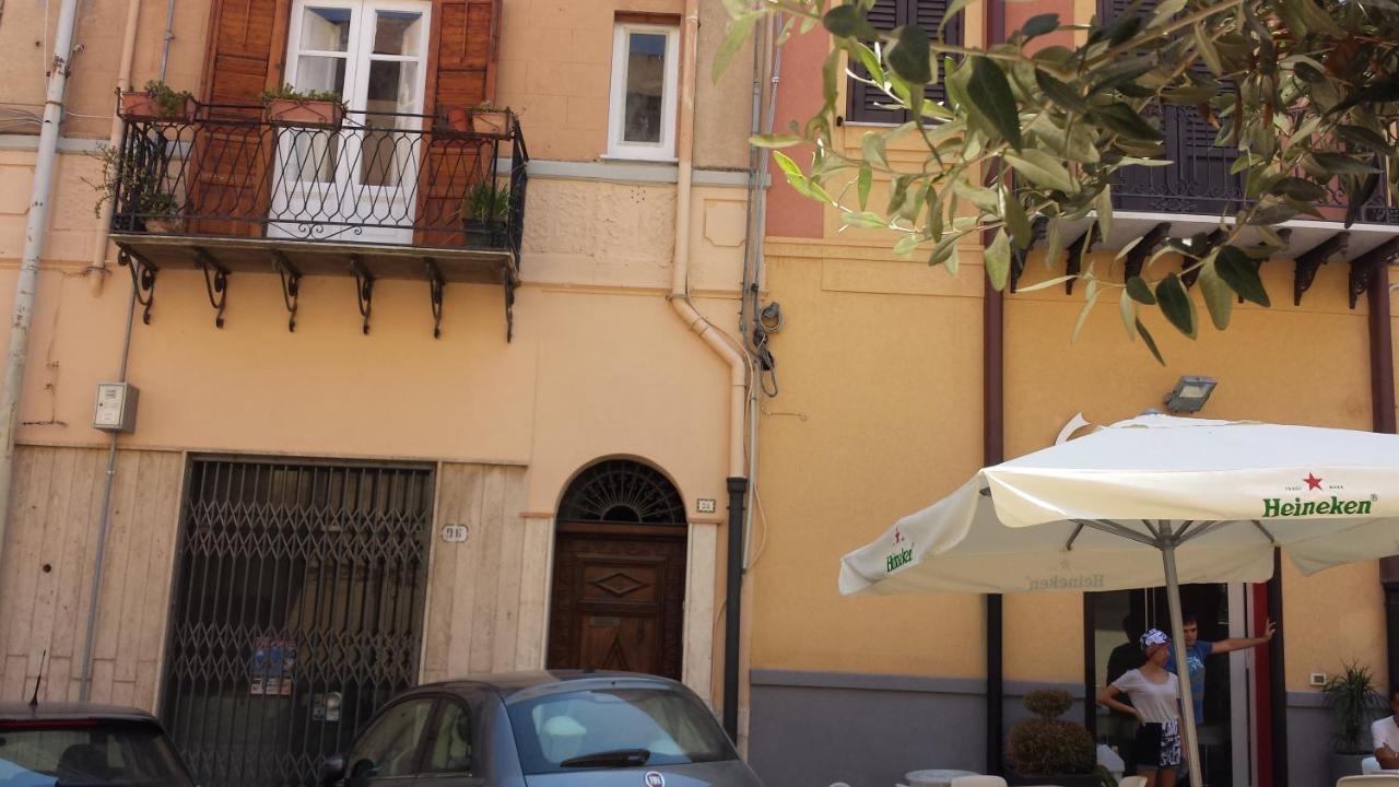 Garibaldi home Fabrizia - B&B Castellammare del Golfo