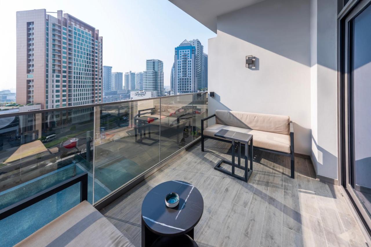 Canal View Studio Downtown - Near Dubai Mall & Burj Khalifa - MAG 318 - B&B