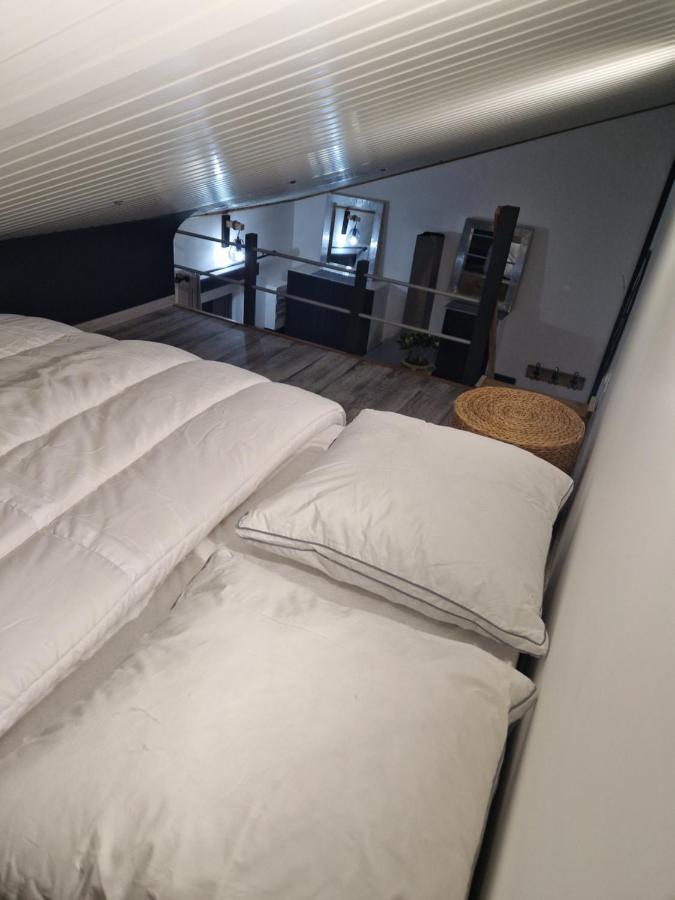 Studio à 200m de la plage avec parking gratuit et terrasse - B&B