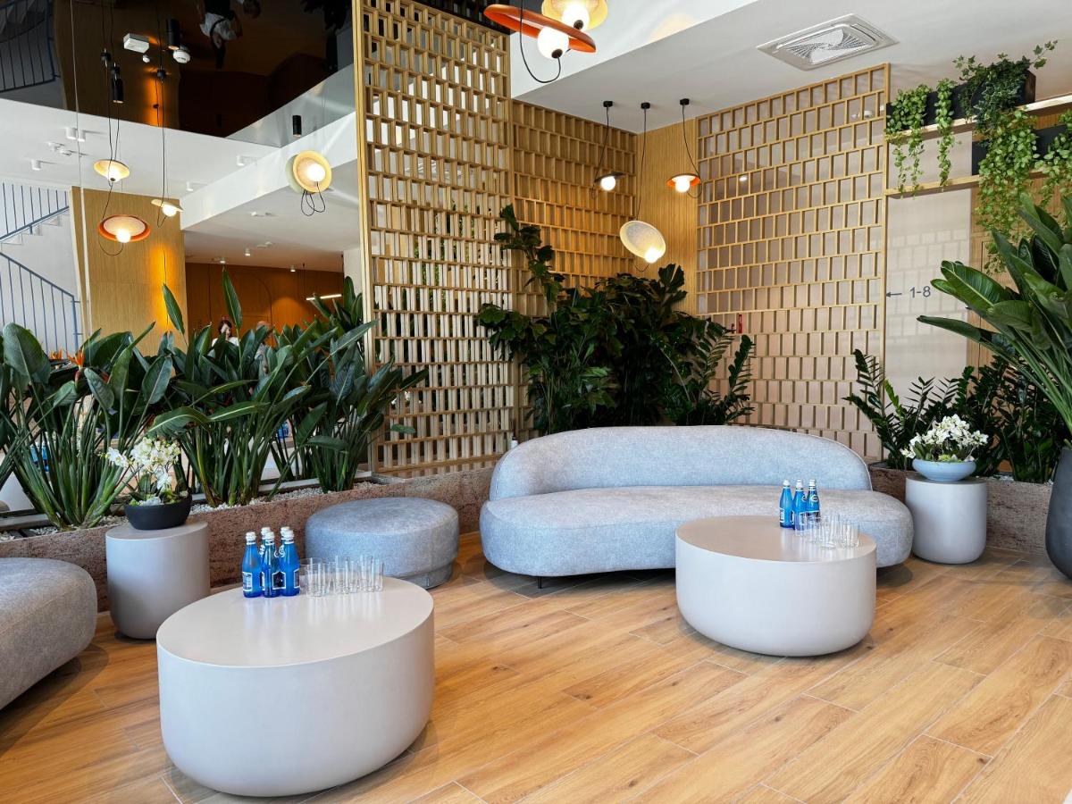 Aparthotel Anchoria Holiday Honest-Serwis - B&B Mechelinki