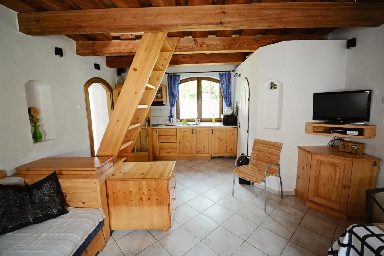 Holiday Home (5 Adults)