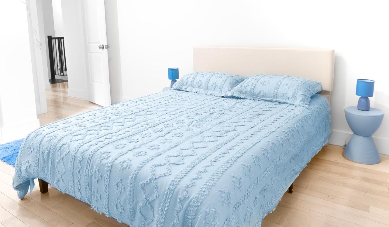 Blue Ocean Escape in Brooklyn - B&B Brooklyn