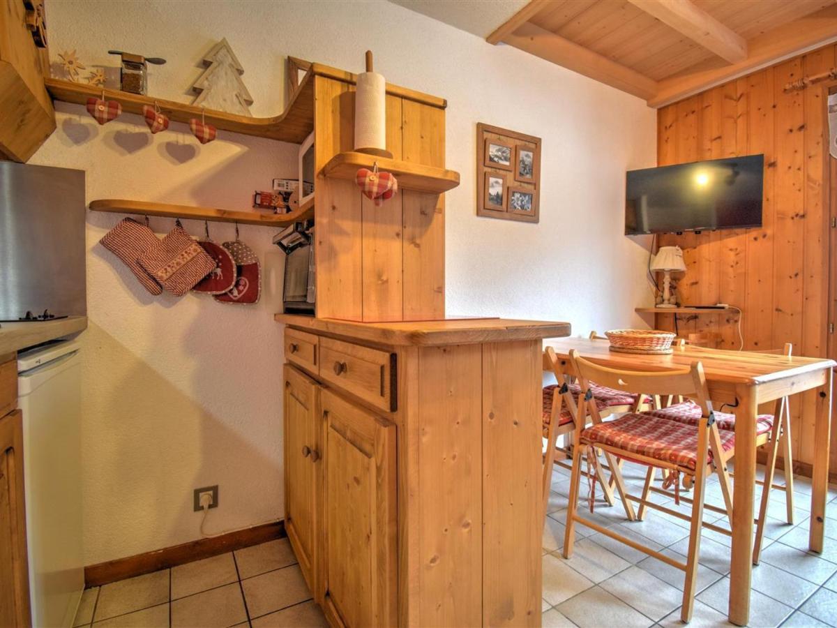 Morzine: Apt 2 Pièces, Mezzanine, 4 Pers, WiFi, Parking - FR-1-524-132 - B&B Morzine