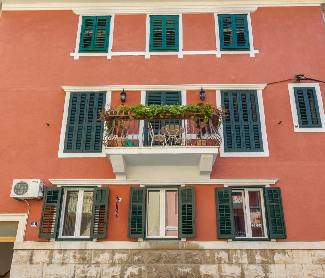 Apartments Aspalathos - B&B