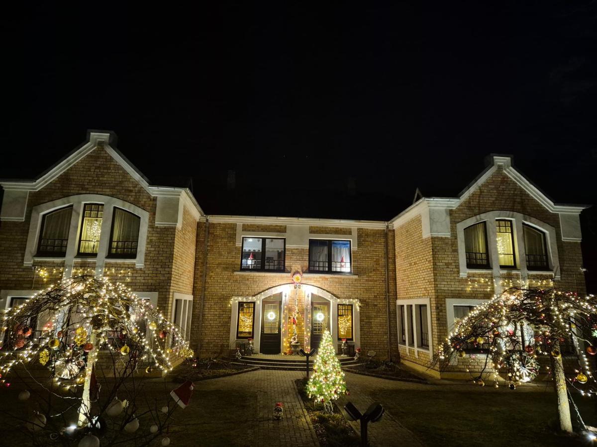 Villa Leonardo - Bed and Breakfast Ventspils