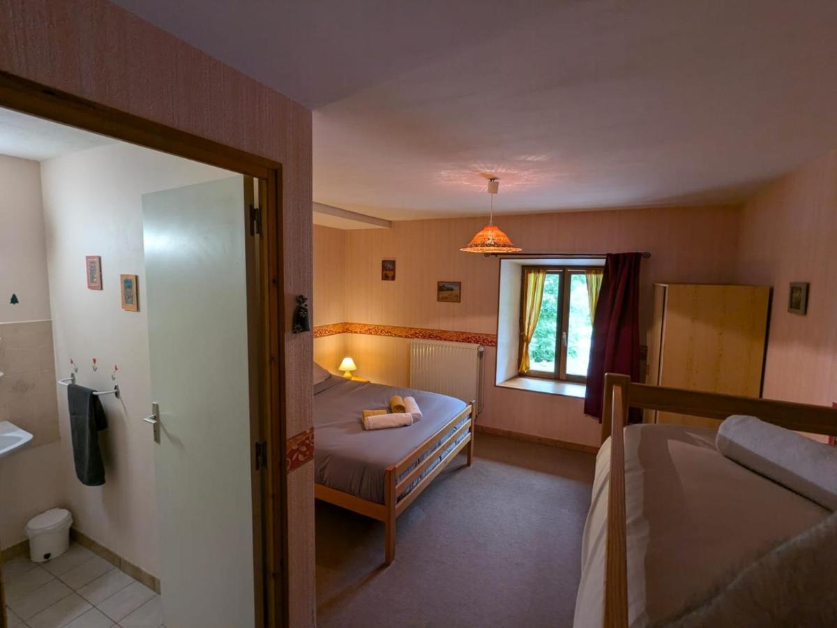 Familienzimmer mit Bergblick