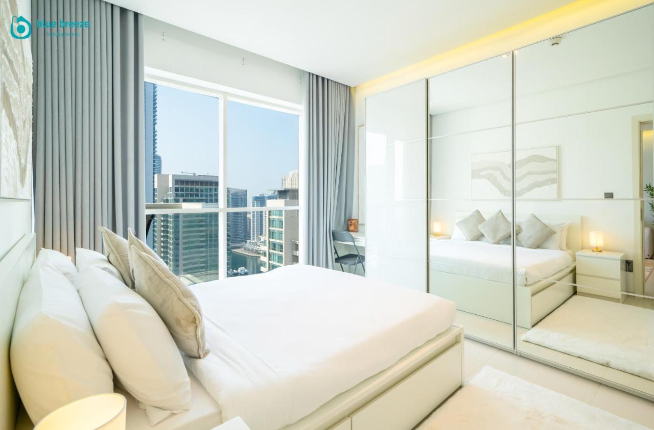 One-Bedroom Apartment with Balcony and City View