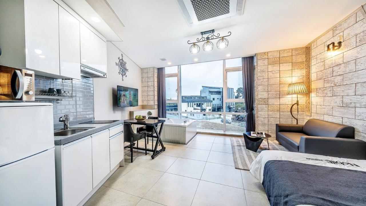 Double Room 9