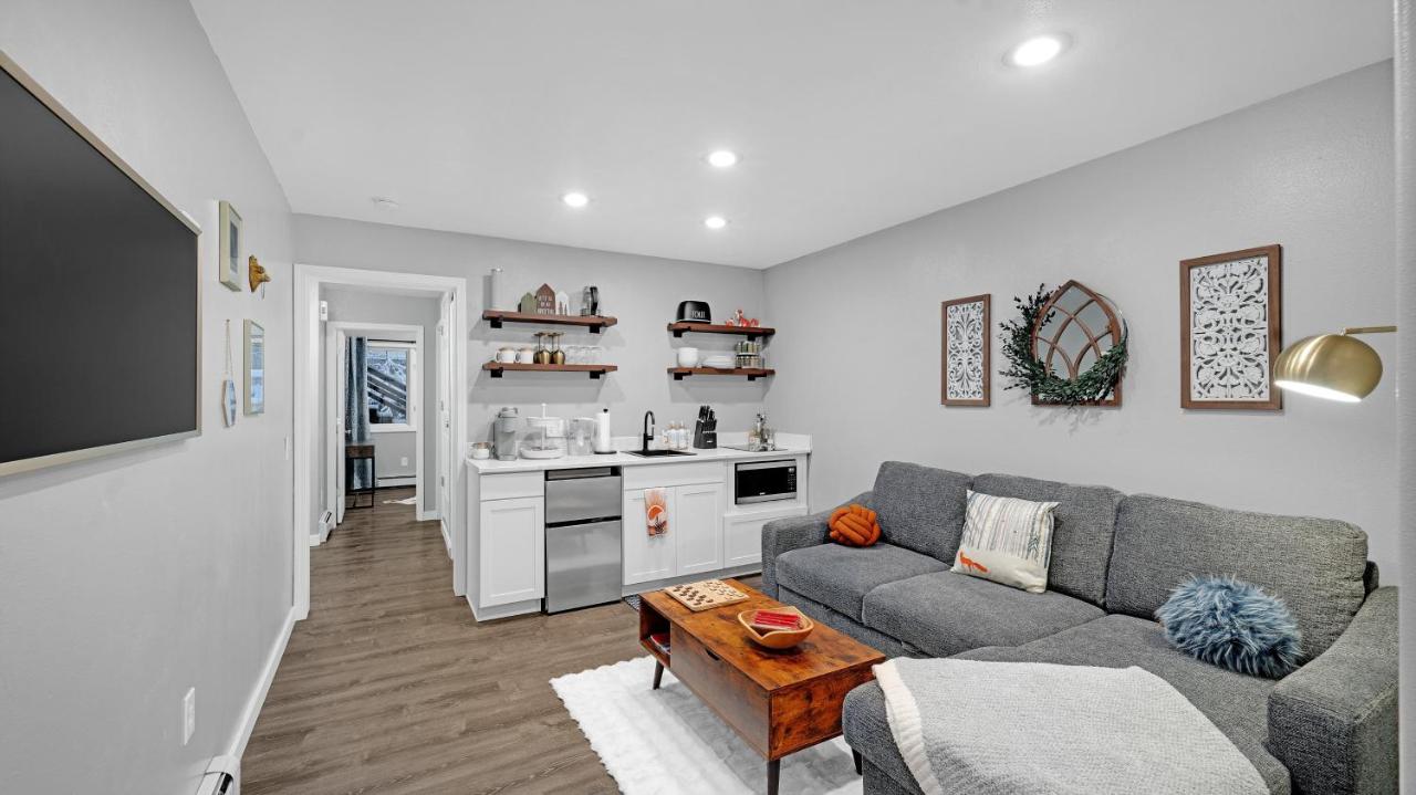 Fairbanks Fox Den townhouse - Chambres d’hôtes