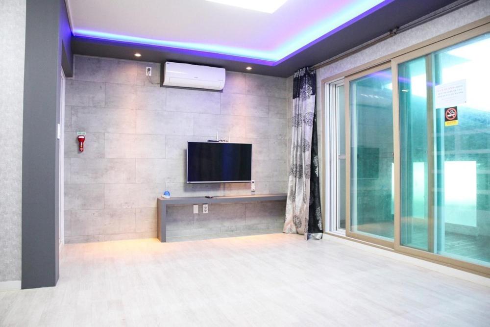 quadruple room 2