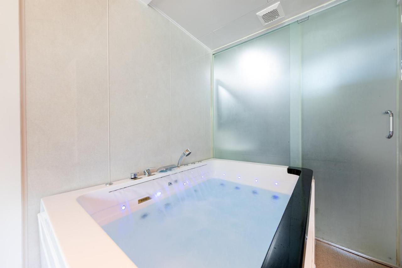 Double Room 4