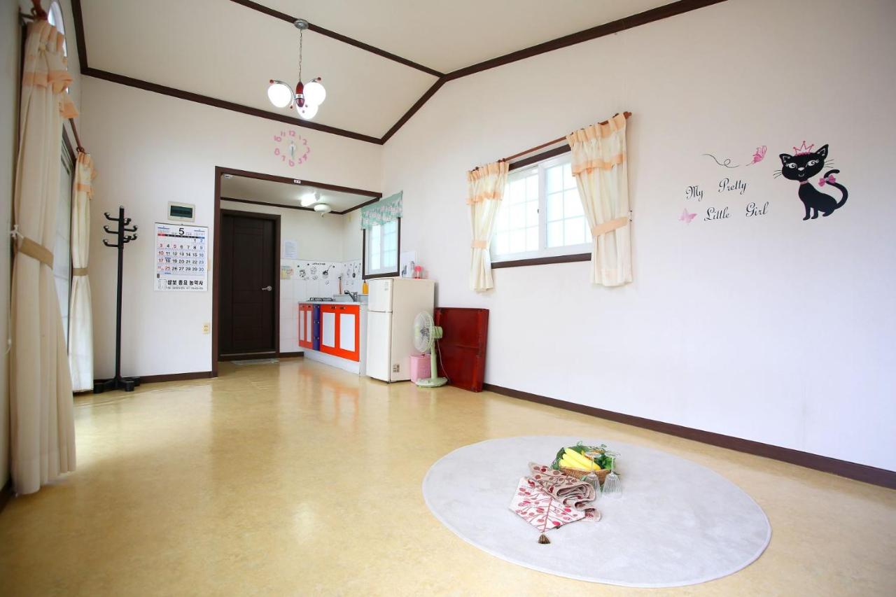 quadruple room 2