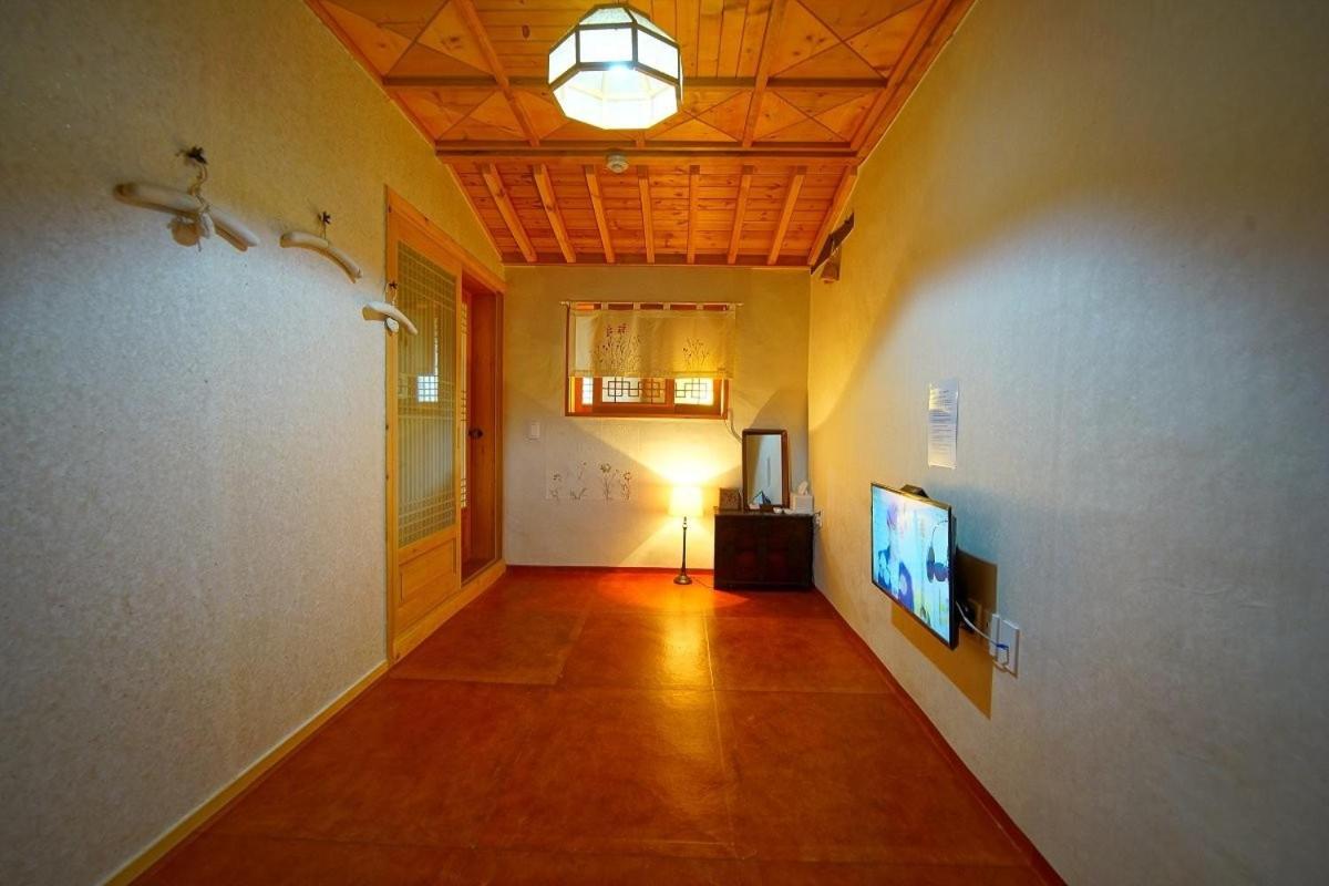 Quadruple Room 4 