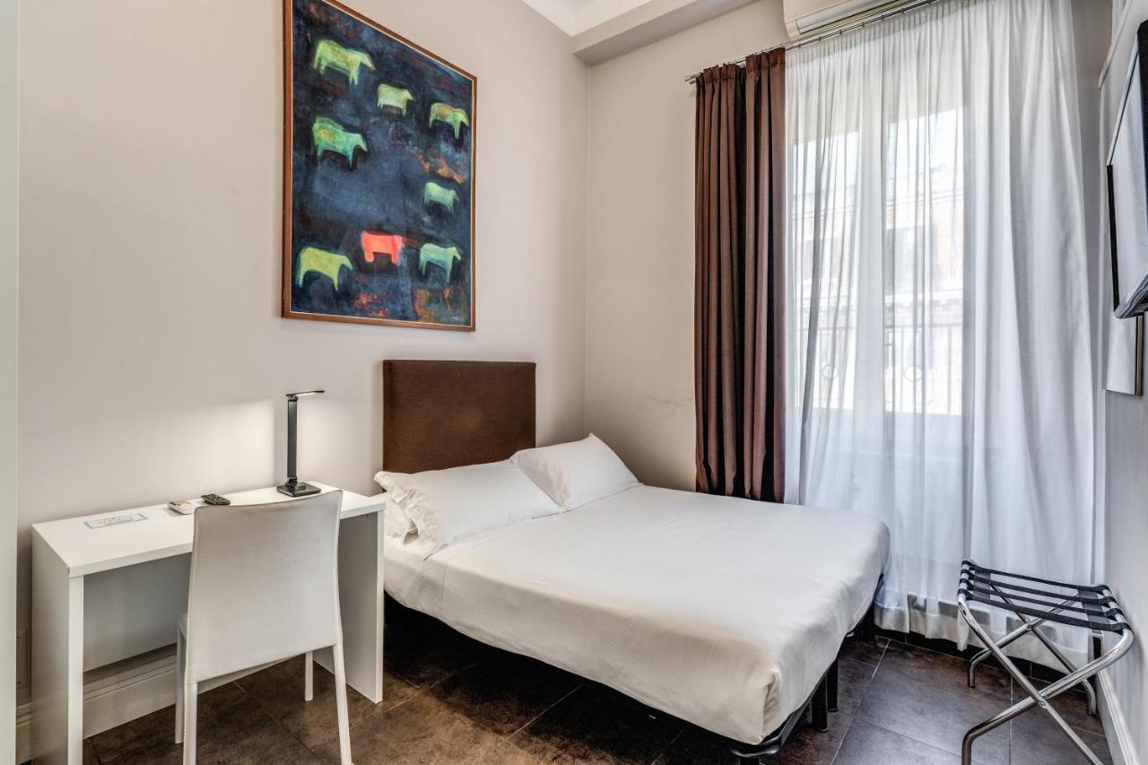 Deluxe Single Room