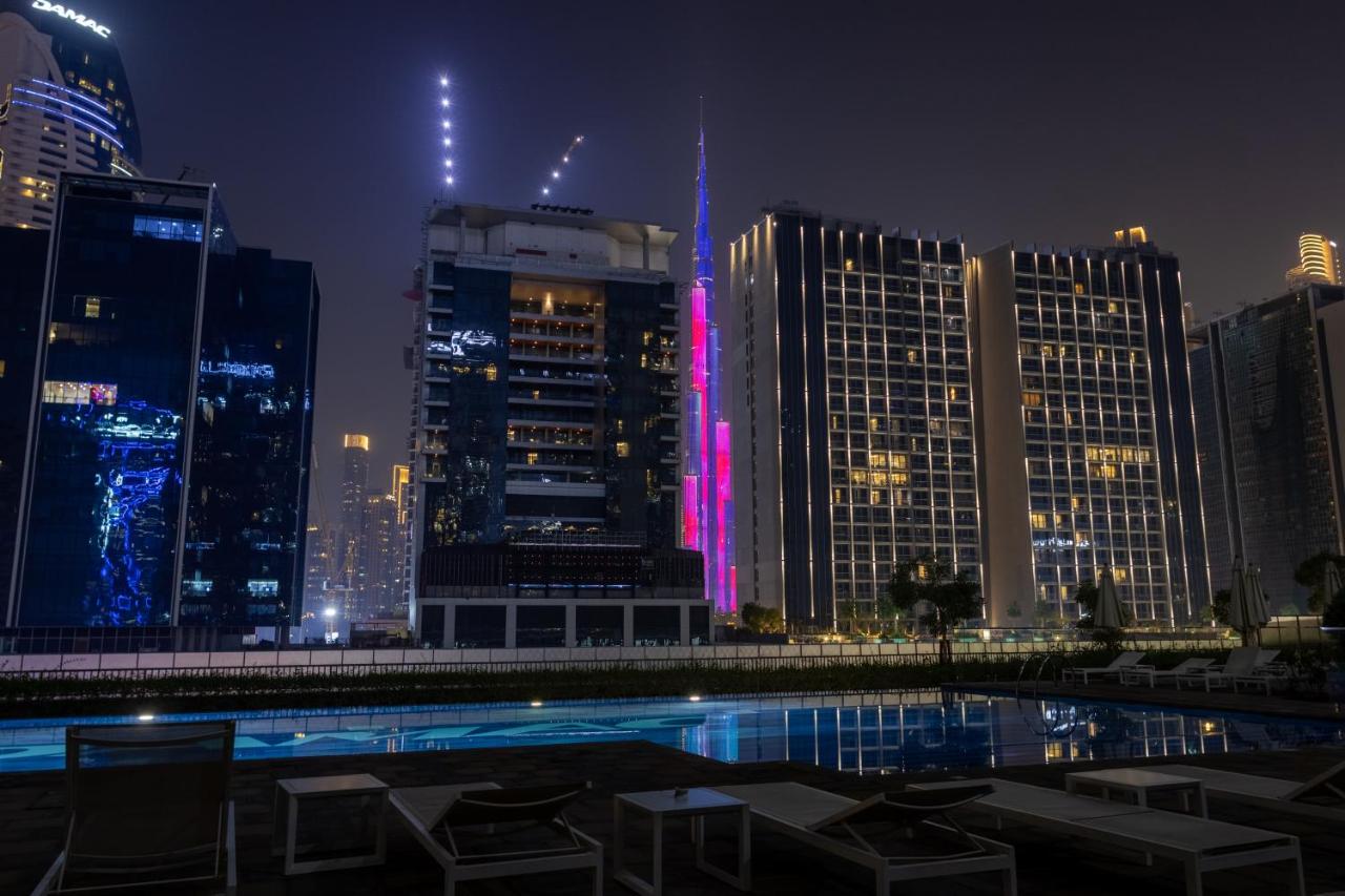 japanDXB Burj Khalifa view - 4min Dubai Mall - Bed and Breakfast Dubai