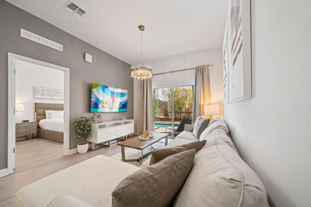 Brand New 5 Bed Family Villa - B&B