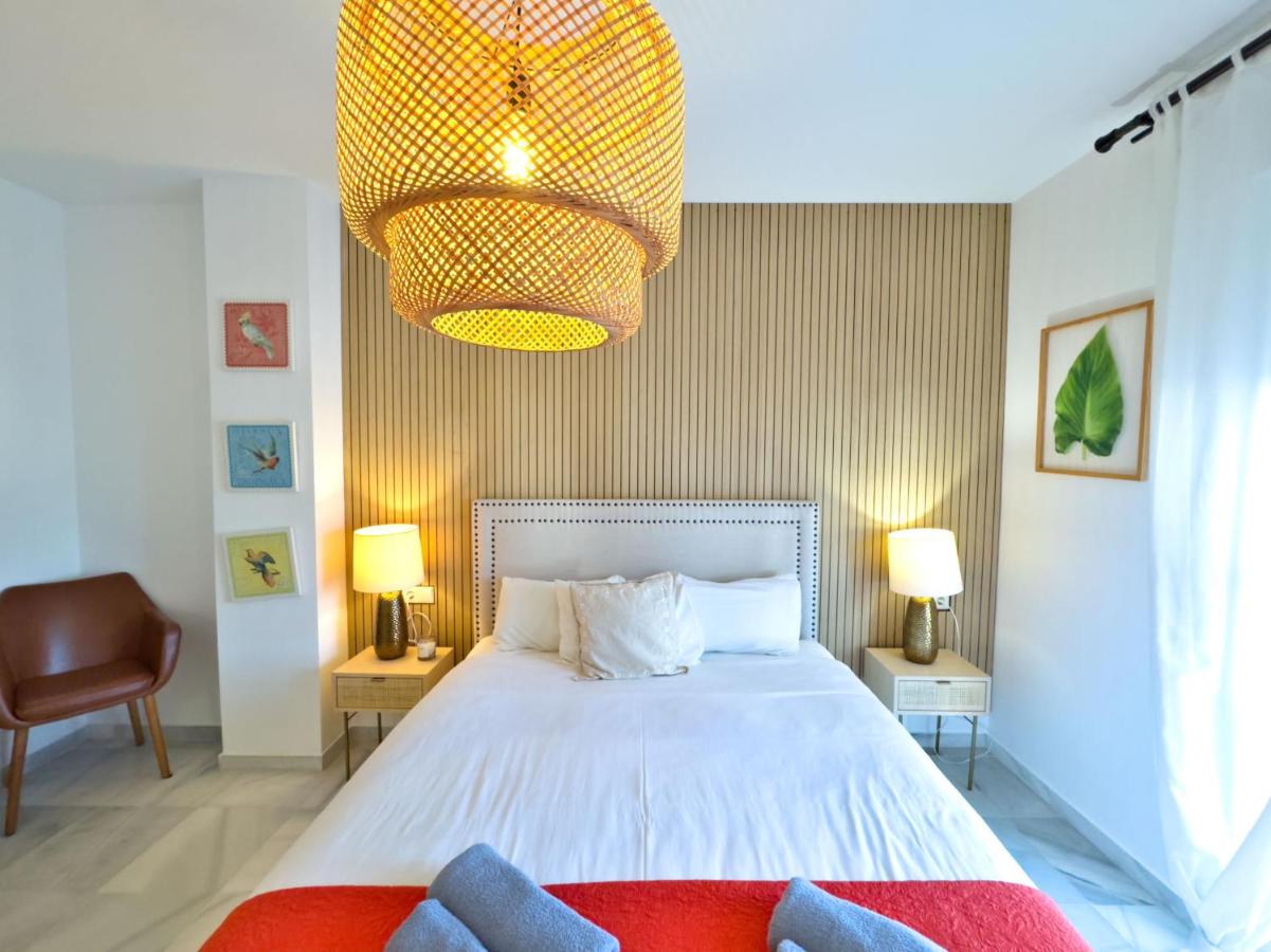 Apartamento con vistas a la piscina