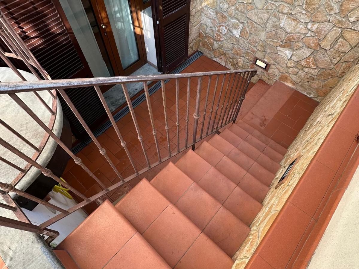 Moderno appartamento a 2 passi dalla stazione - B&B