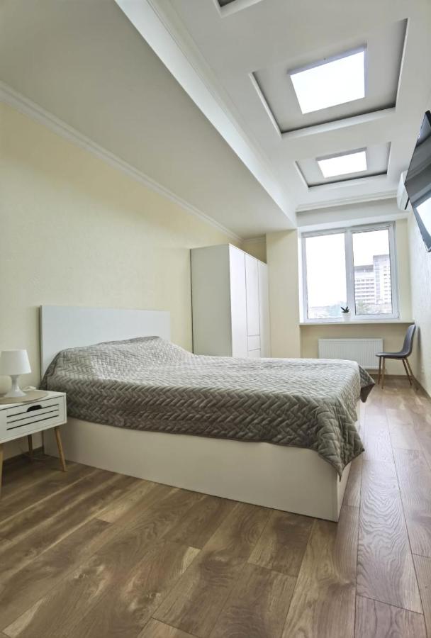 Nicolae Starostenco - B&B