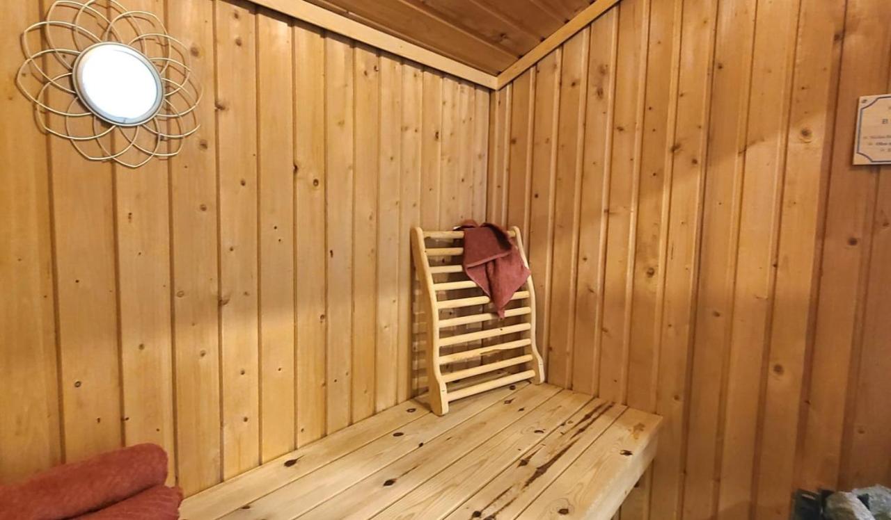 Hillhouse - Ferienhaus mit Sauna - B&B