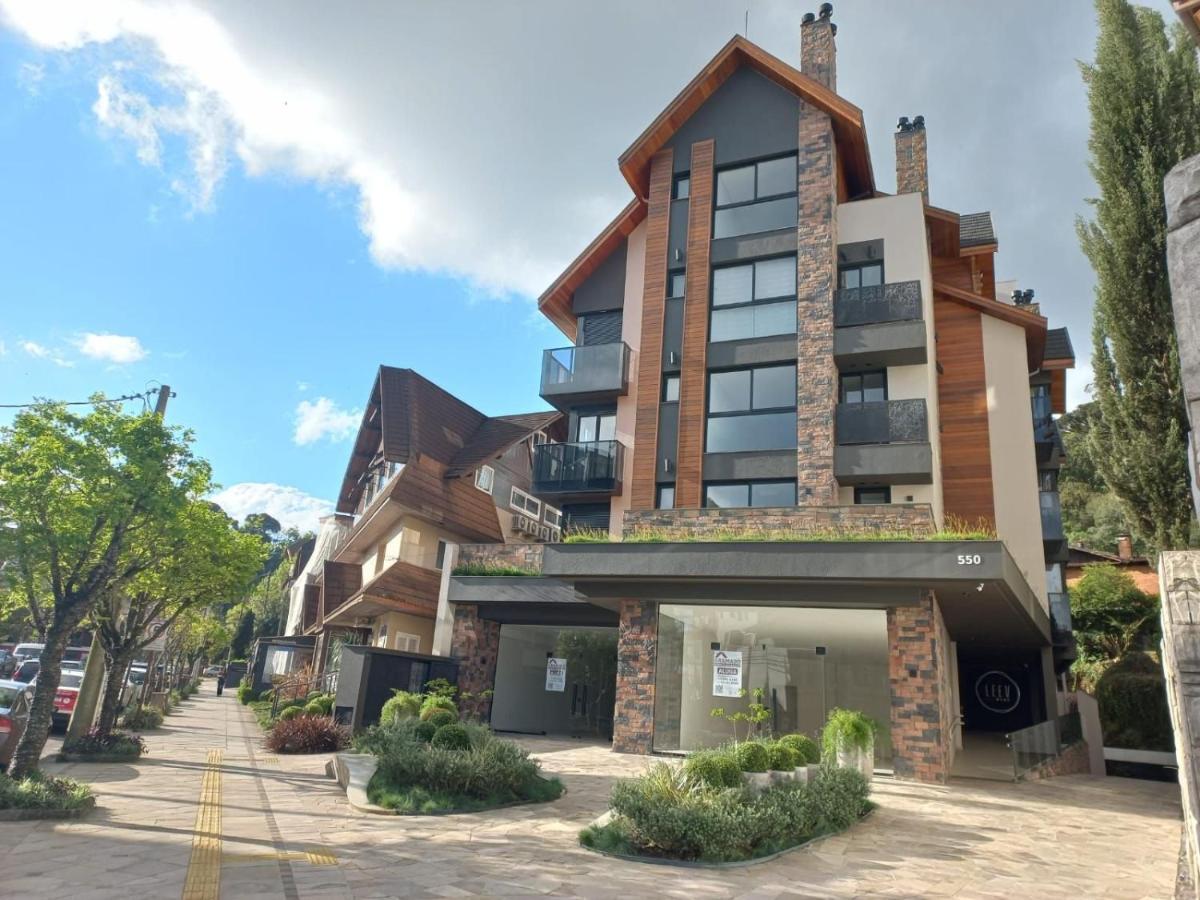LEEV 502 - Lindo Apto a uma quadra da Rua Coberta - B&B Gramado