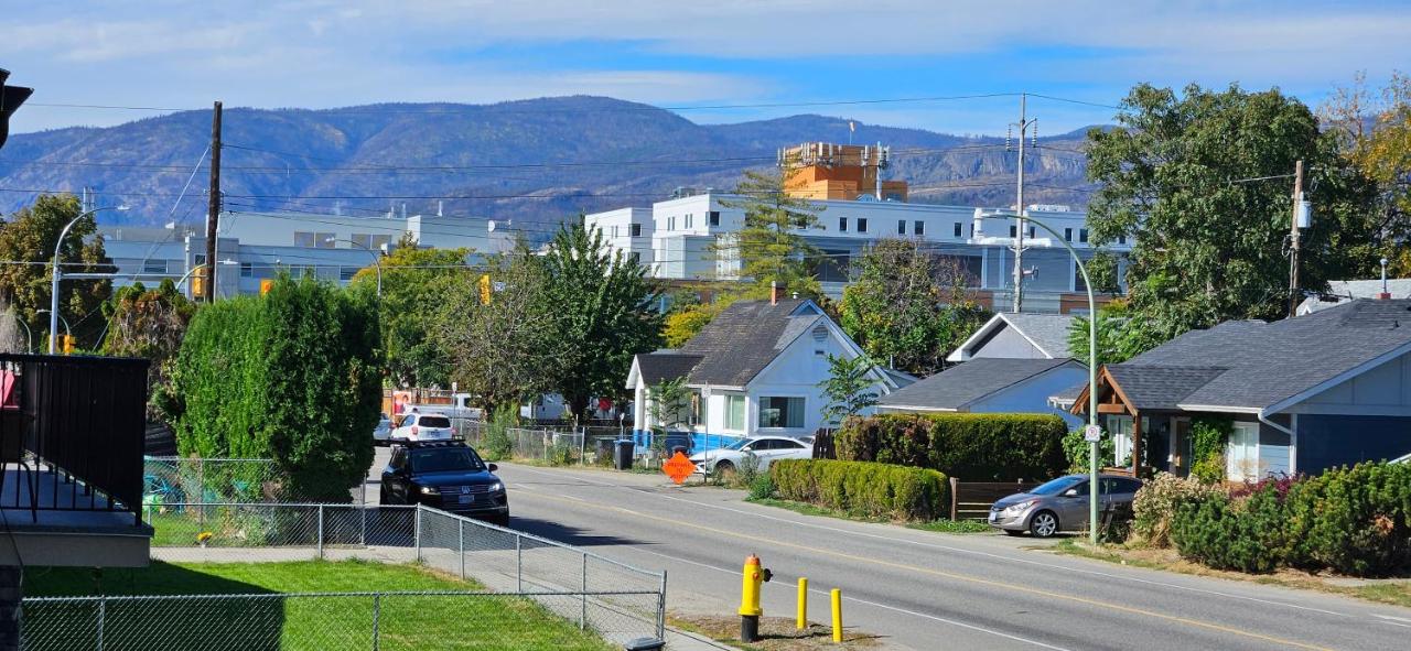 1 block to Kelowna General Hospital 2 blocks to Beach 1km to OUC 1km to Downtown Kelowna 20min to YLW - Ferienwohnung