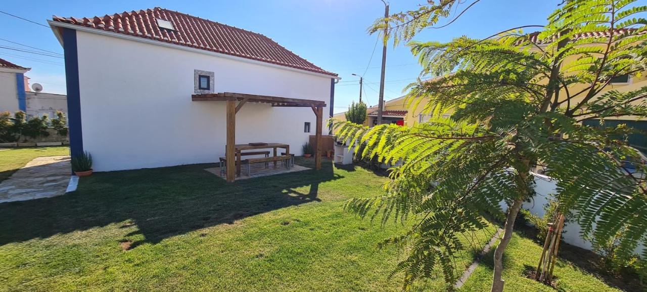 B House - Ferienwohnung Cabeço da Moucheira