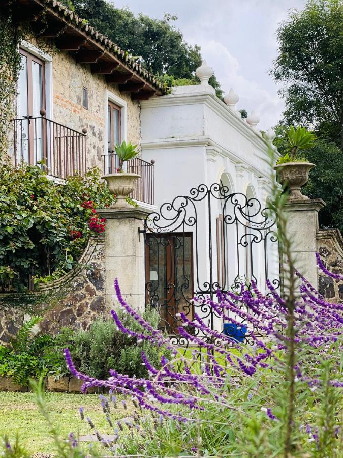 Finca San Mateo - Private Luxury Coffee Estate in Antigua Guatemala - B&B
