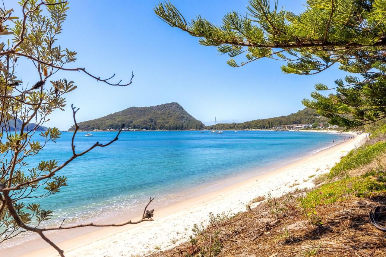 Shoal Shack 72, 72 Tomaree Rd - Pool, Pet Friendly, Wi-Fi, Air Con, Linen - Chambres d’hôtes Shoal Bay