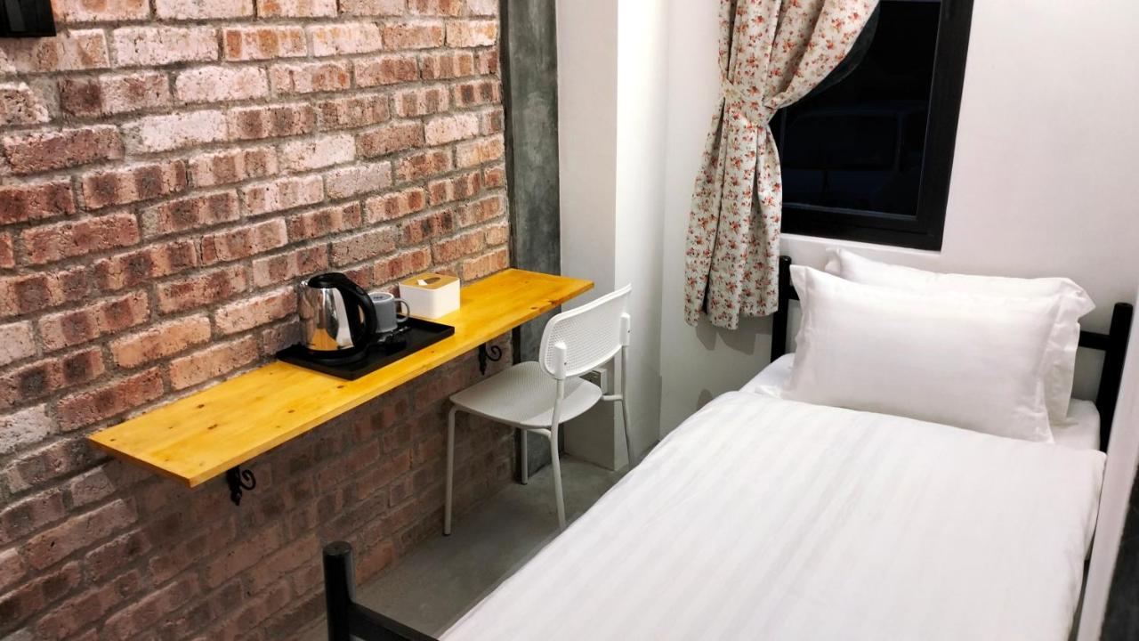 Single Room with Private Bathroom