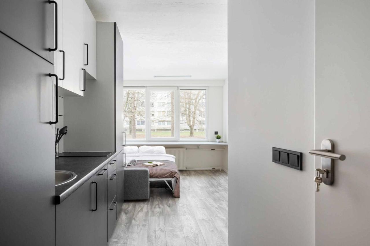River To The City - Studio 8 Apartment - B&B Vilnius