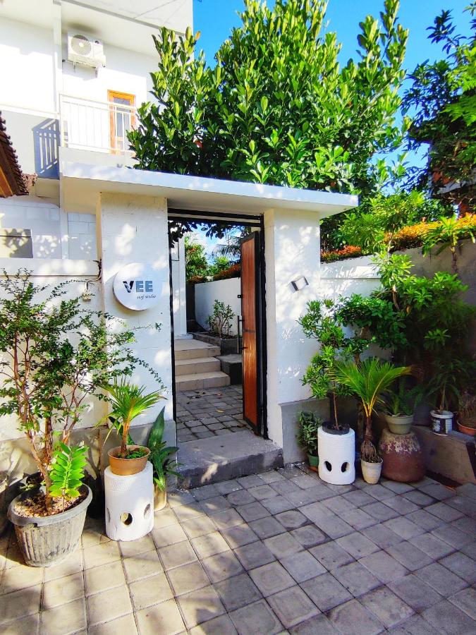 Vee Surf - Bed and Breakfast Canggu