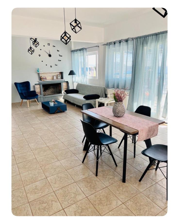 Villa con 2 Camere da Letto