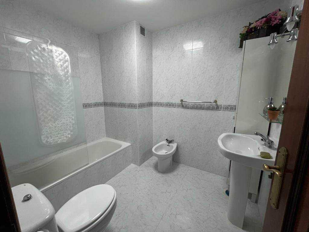 Las Camelias - Bed and Breakfast Cangas do Morrazo