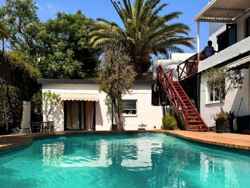 Micasa Sucasa Guesthouse Melville - B&B