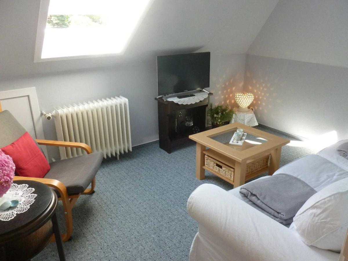 Appartamento con 2 Camere da Letto e con Doccia