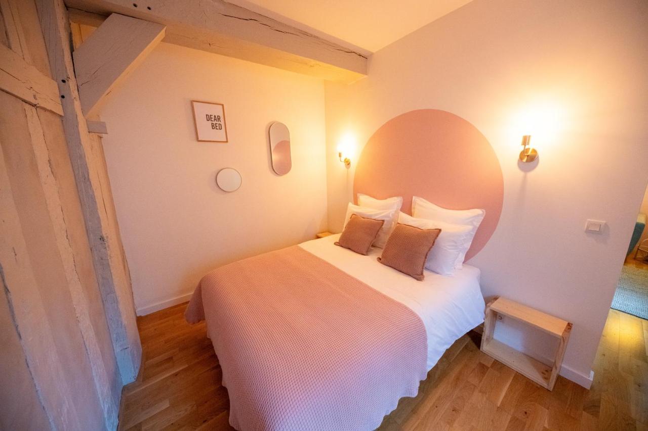 Rosalie - Hypercentre - Stationnement Facile - B&B Troyes