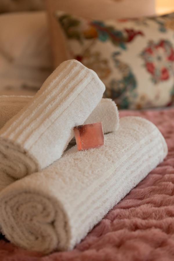 Executive Honeymoon Suite