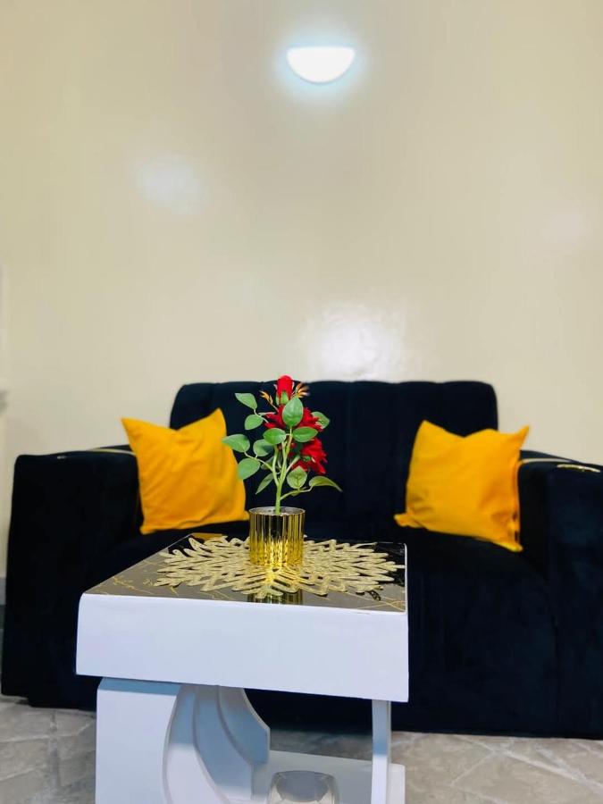 Shiko Homes - Bed and Breakfast